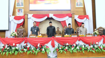 Pj Bupati Kabupaten Muaro Jambi, Bahcyuni Deliansyah Rapat Paripurna Dengan DPRD Muaro Jambi Tentang KUPA dan  PPAS