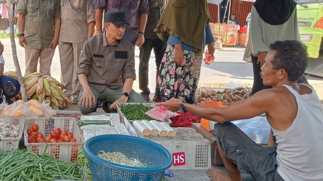 Bachyuni Pastikan Stok Sembako Cukup dan Harga Stabil