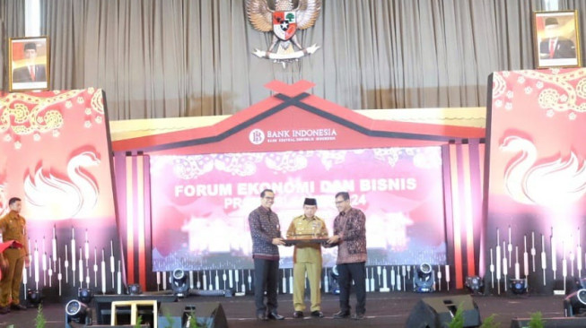 Budhi Hartono Hadiri Pisah Sambut Kepala BI Provinsi Jambi