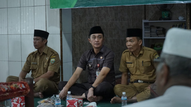 Bachyuni Deliansyah Menghadiri Halal Bihalal dengan Warga Desa Tempino
