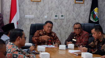 Sekda Pimpin Rapat Percepatan Penghapusan Kemiskinan Ekstrim di Kabupaten Muaro Jambi